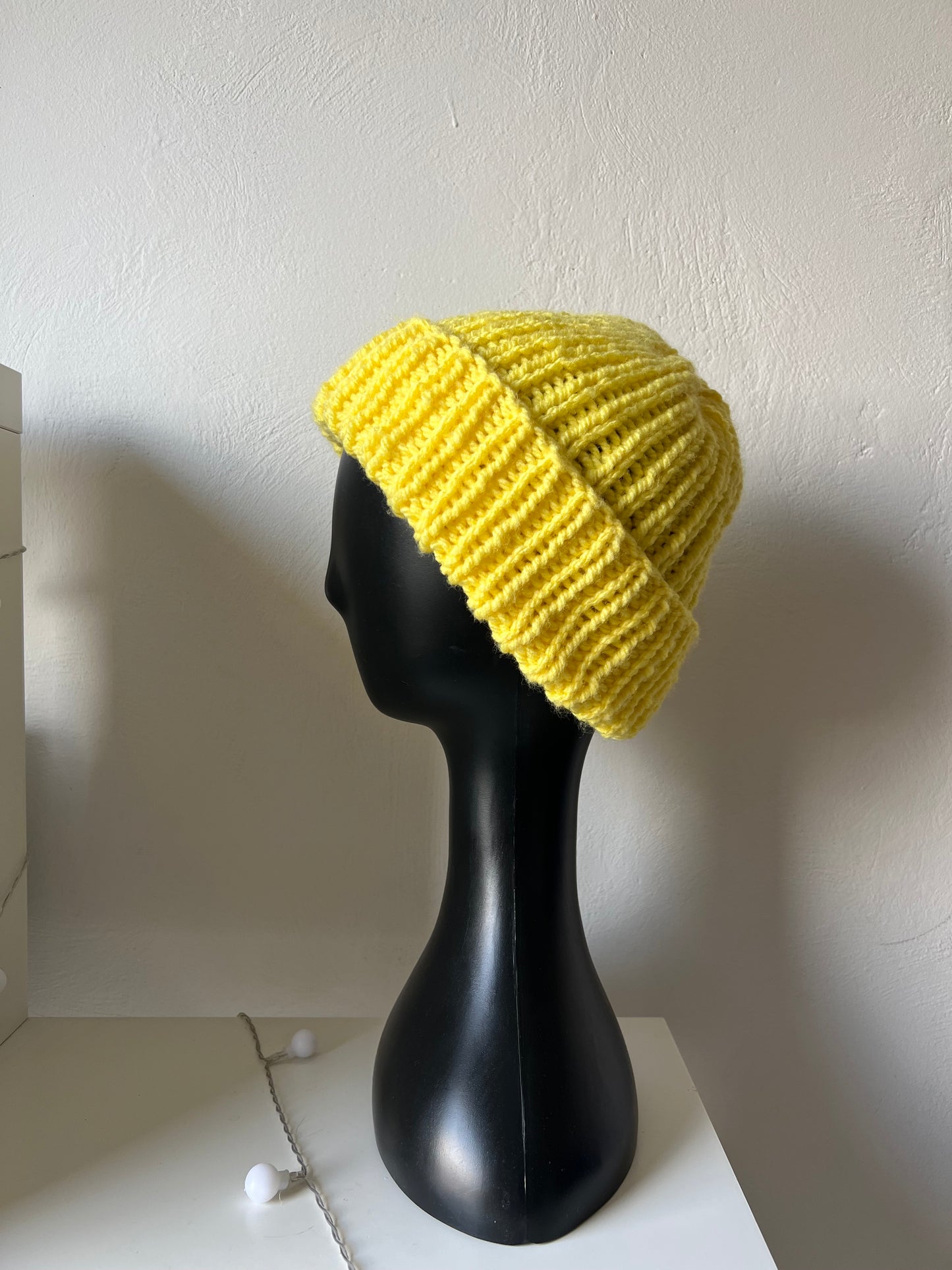 Chunky knitted beanie and snood set