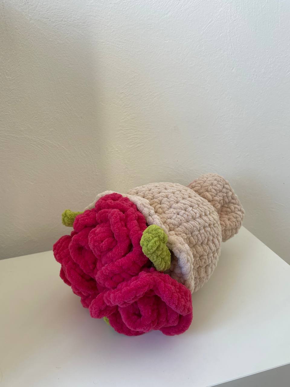 Crochet roses bouquet