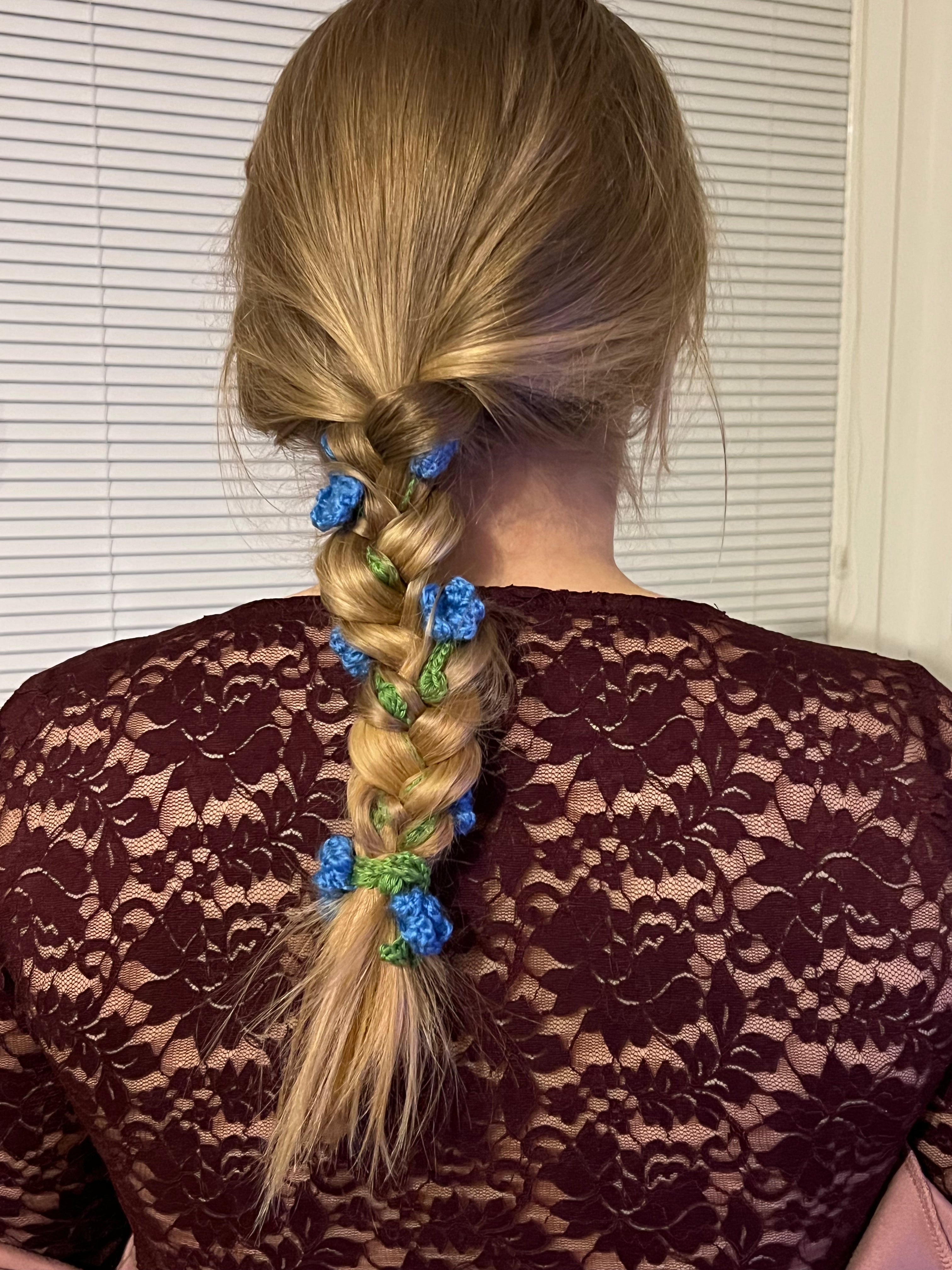 Braid flowers (pdf)