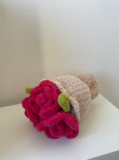 Crochet roses bouquet